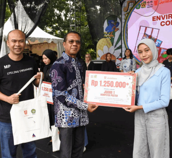 Lomba Poster – Environmental Justice Competition tahun 2025 oleh Fakultas Hukum Universitas Mulawarman